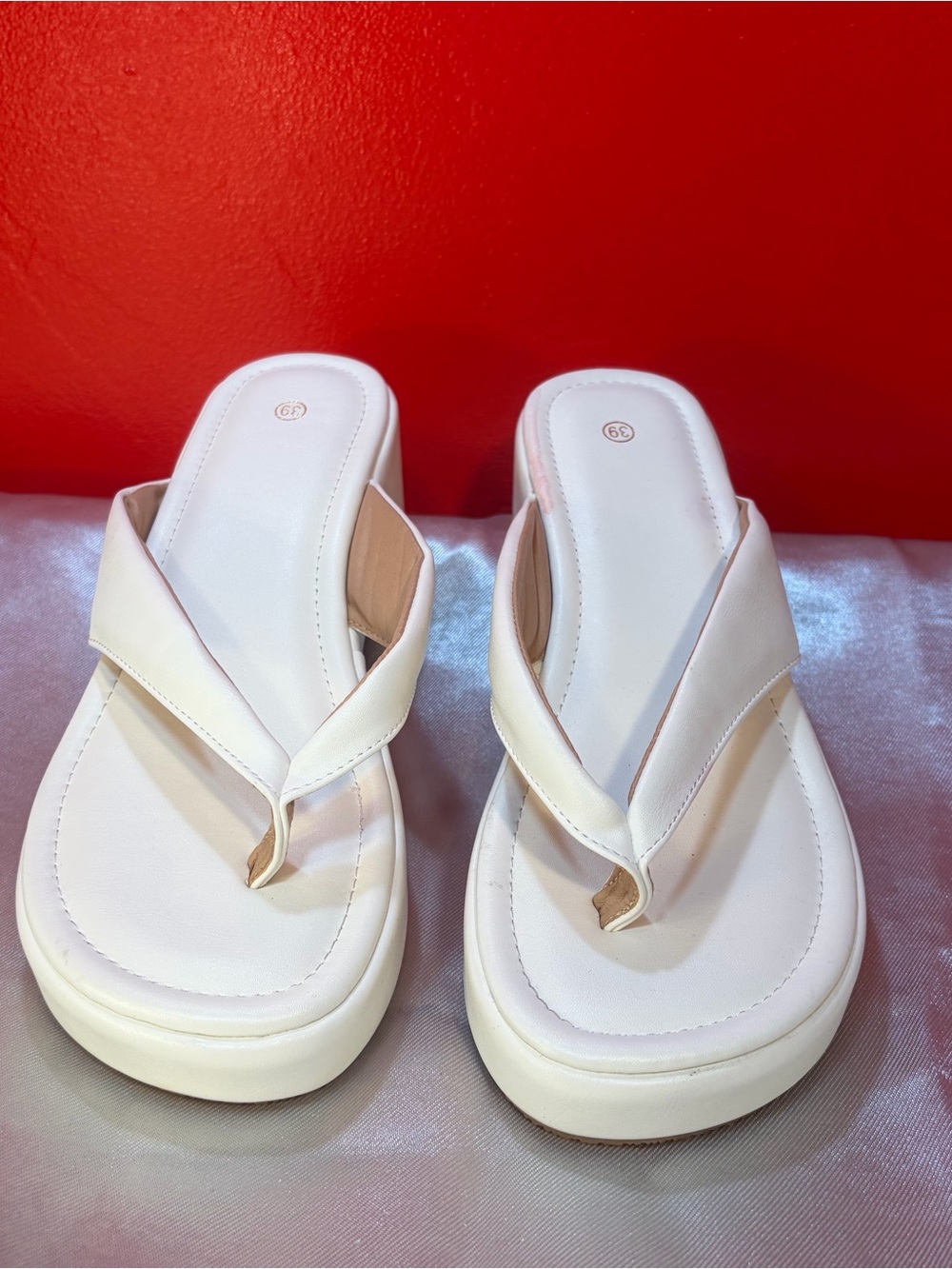 Women’s Cream Cushioned Platform Thong Sandals